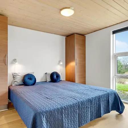 Stunning In Skals With Sauna Hjarbæk