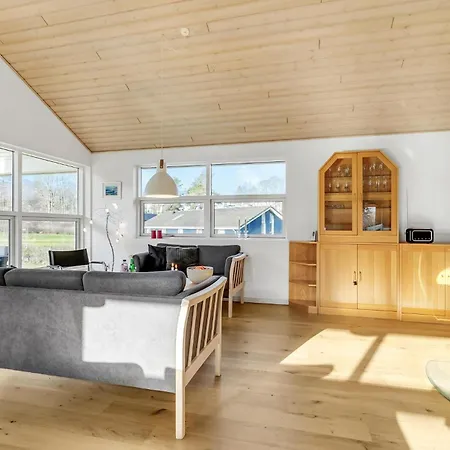 Stunning In Skals With Sauna 度假居